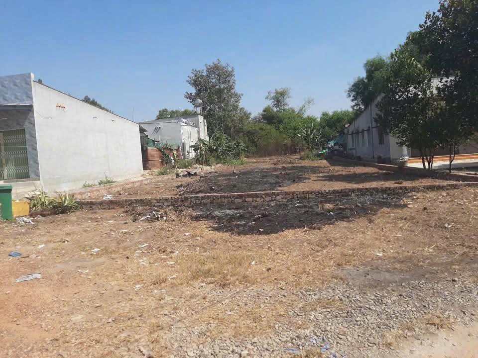 Bán đất huyện Nhơn Trạch, tỉnh Đồng Nai giá 4,3 tỷ