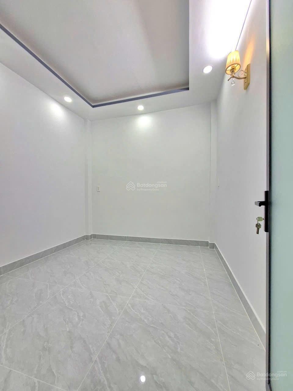 Nhà đẹp- full ntcc/ gần mt/ hxh phạm hữu lầu- cạnh phú mỹ hưng- 40m2