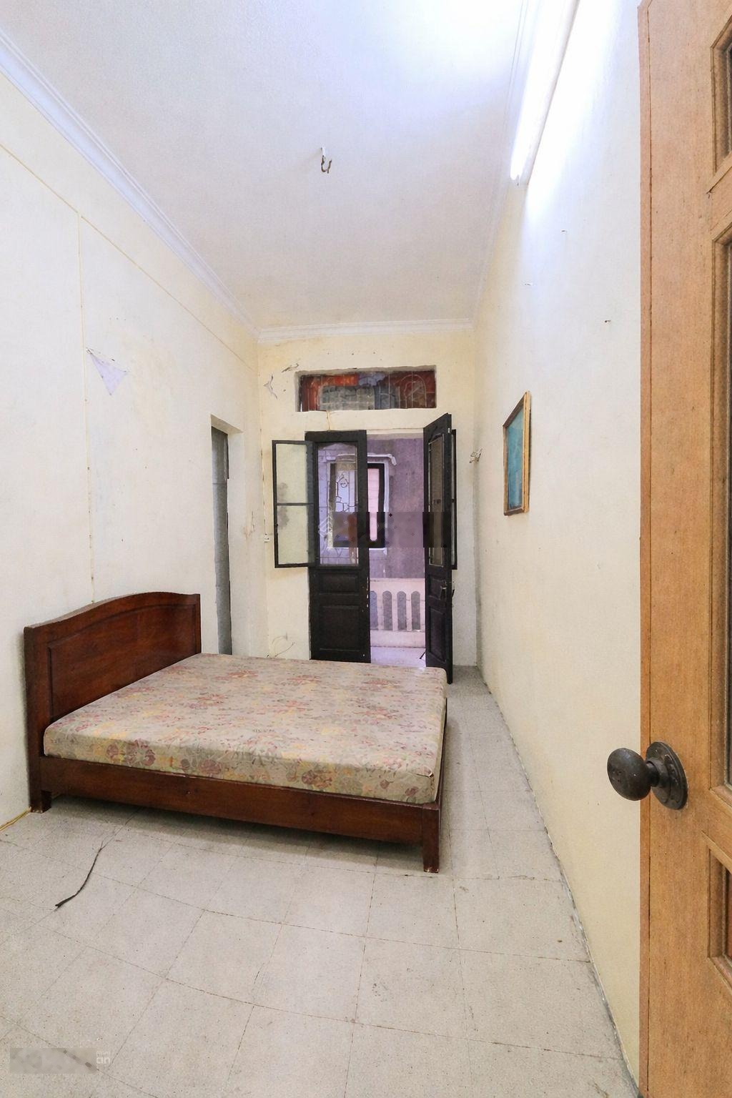 Bán Nhà riêng tại Phố Lò Đúc, 5 tỷ, 25m2, cơ bản, pháp lý đầy đủ