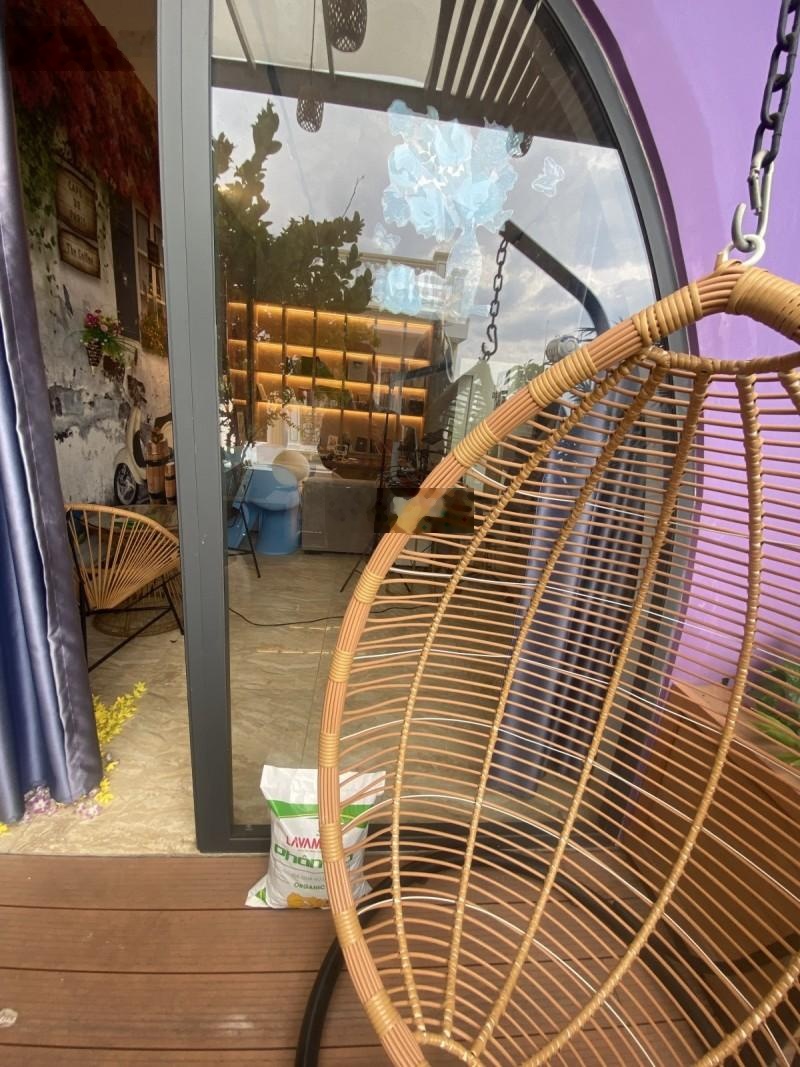 "Hot" nhà diện tích 56m2, hẻm xe hơi, ngay Vincom