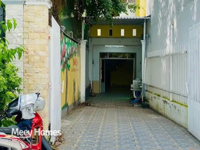 Cho thuê nhà 1 trệt 1 lầu view sông, gần Vincom Plaza Long Xuyên, An Giang