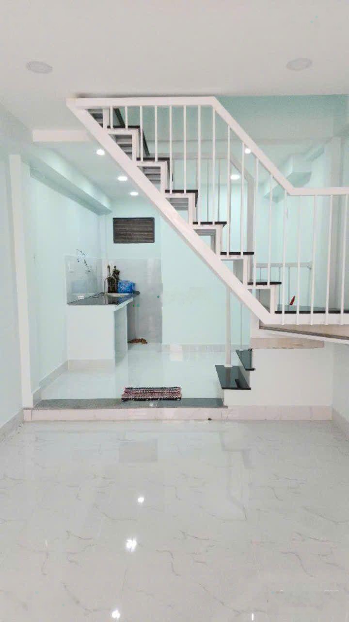 3tỷ999- 30m2- 2pn- hẻm 4 mét thông- tân hoà đông q6