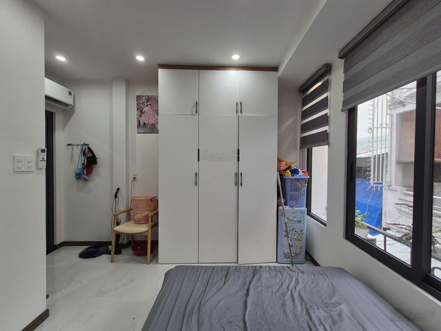 Nhà Bán Trung Tâm Quận 10 , Nguyễn Tri Phương, P. Vườn Lài