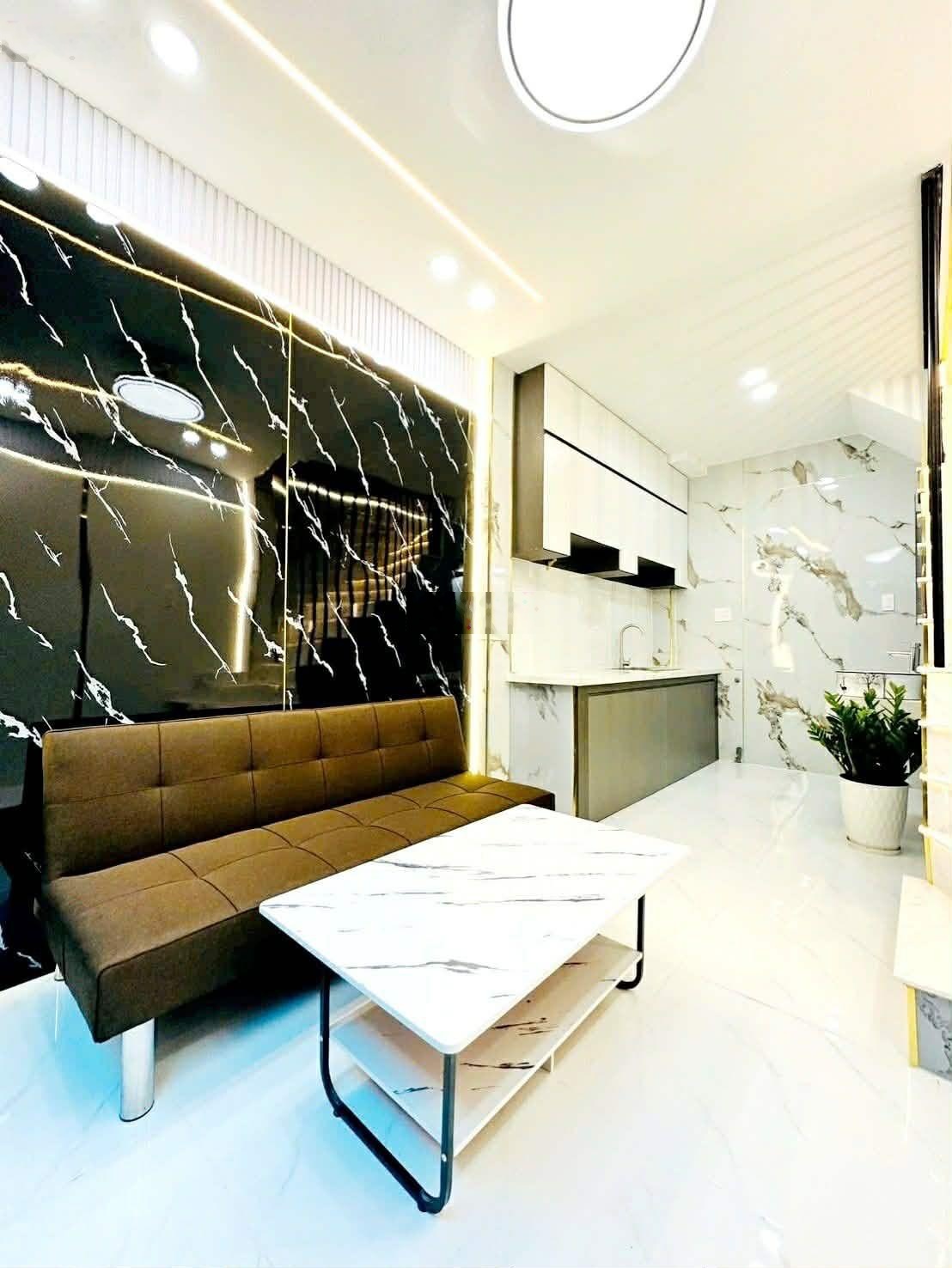 Nhà bán GẤP Đường số 6 Gò Vấp -Dt:20m2 -Giá :2.58ty