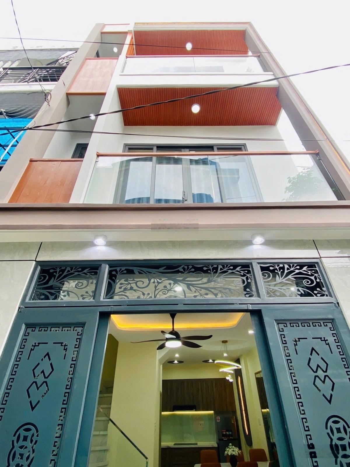 Siêu phẩm 3 tầng đẹp lung linh sát hẻm xe hơi nguyễn kiệm, gò vấp full nội thất. 4.8 tỷ (tl)