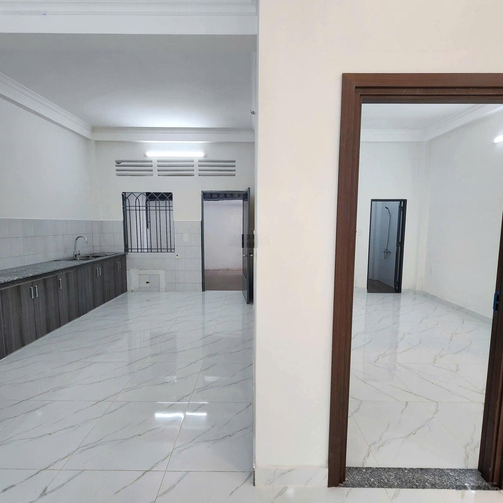 Cho thuê nhà 5 x22 giá 19 Triệu/ tháng đường số 45 p Tân Quy Quận 7