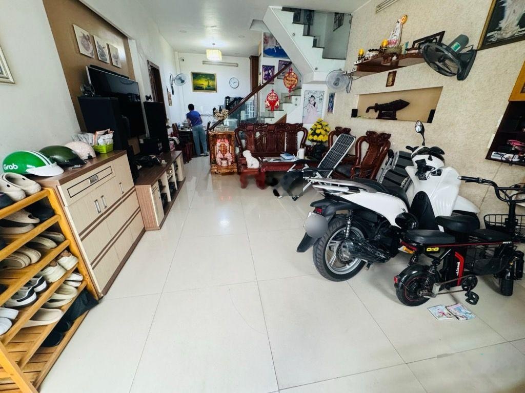 Nhà Chính Chủ 42M2 2 Tầng BTCT 2 PN, Nở Hậu, gần ST LOTTE, hẻm 3m thông