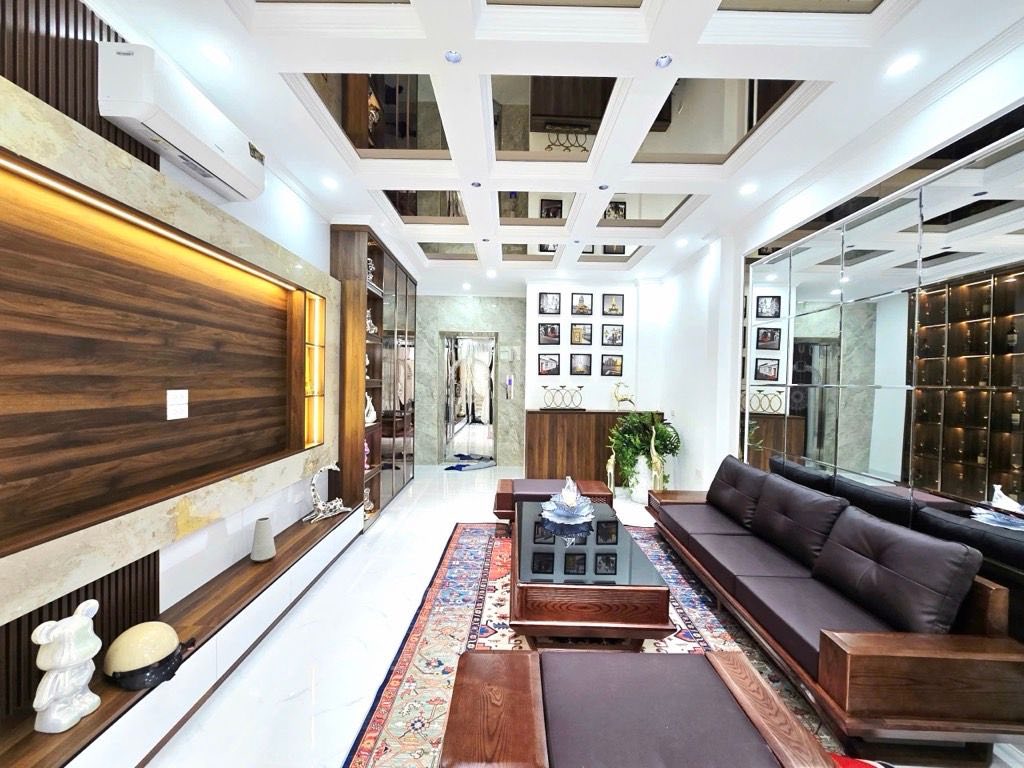 Bán nhà riêng quận Nam Từ Liêm, thành phố Hà Nội giá 10 tỷ