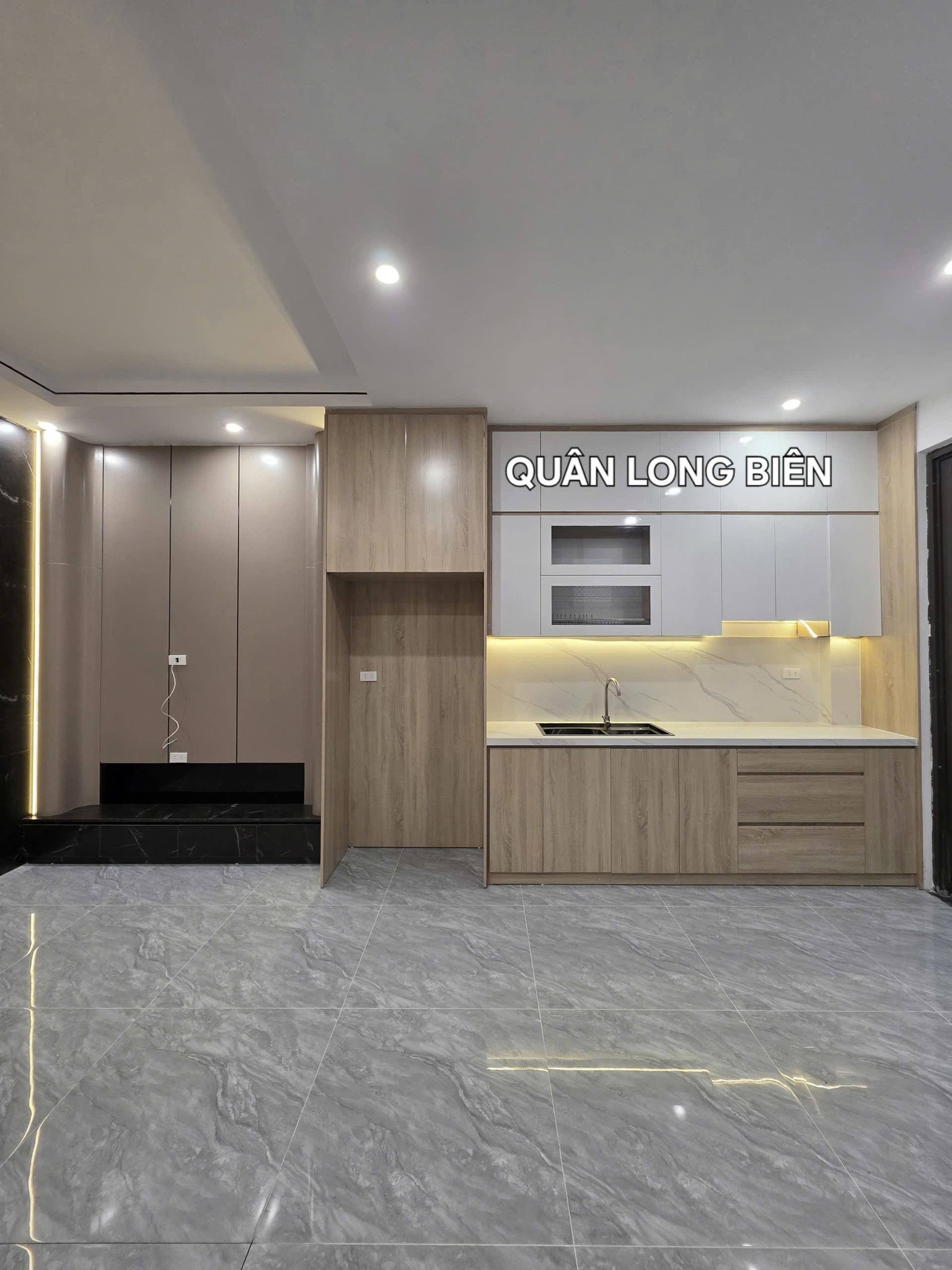 Bán nhà riêng quận Long Biên, thành phố Hà Nội giá 8 tỷ