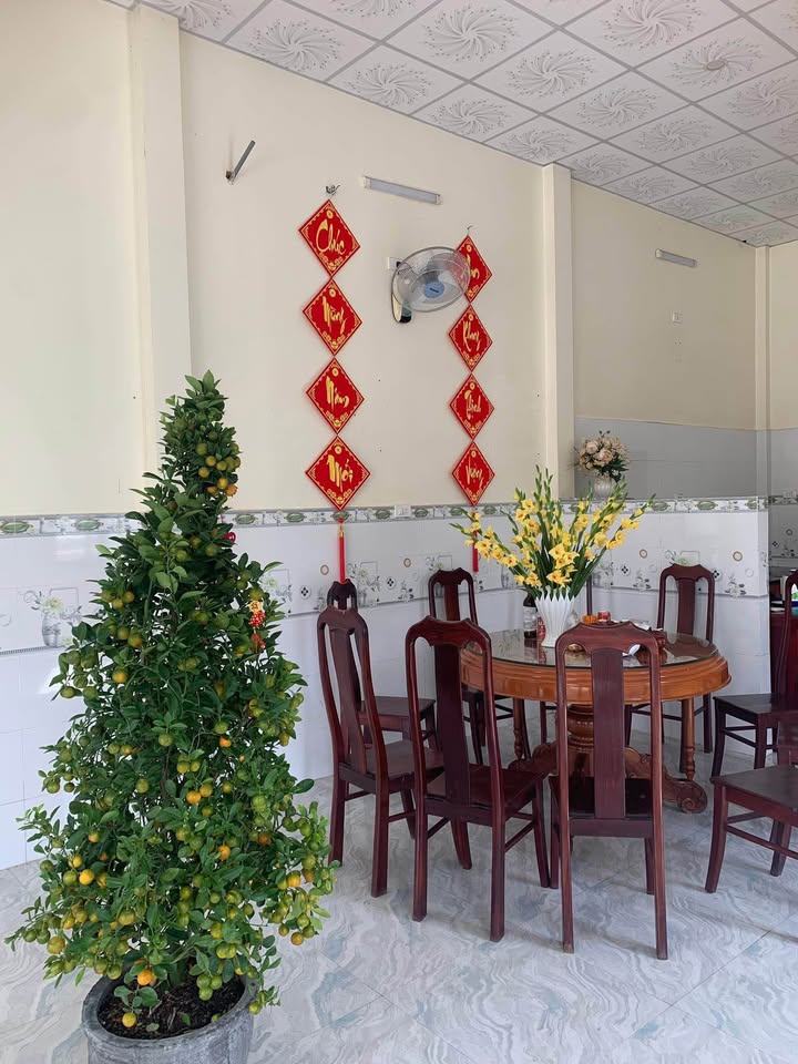 Nhà trung tâm Phú Túc, mặt tiền Hùng Vương, kinh doanh cực đỉnh