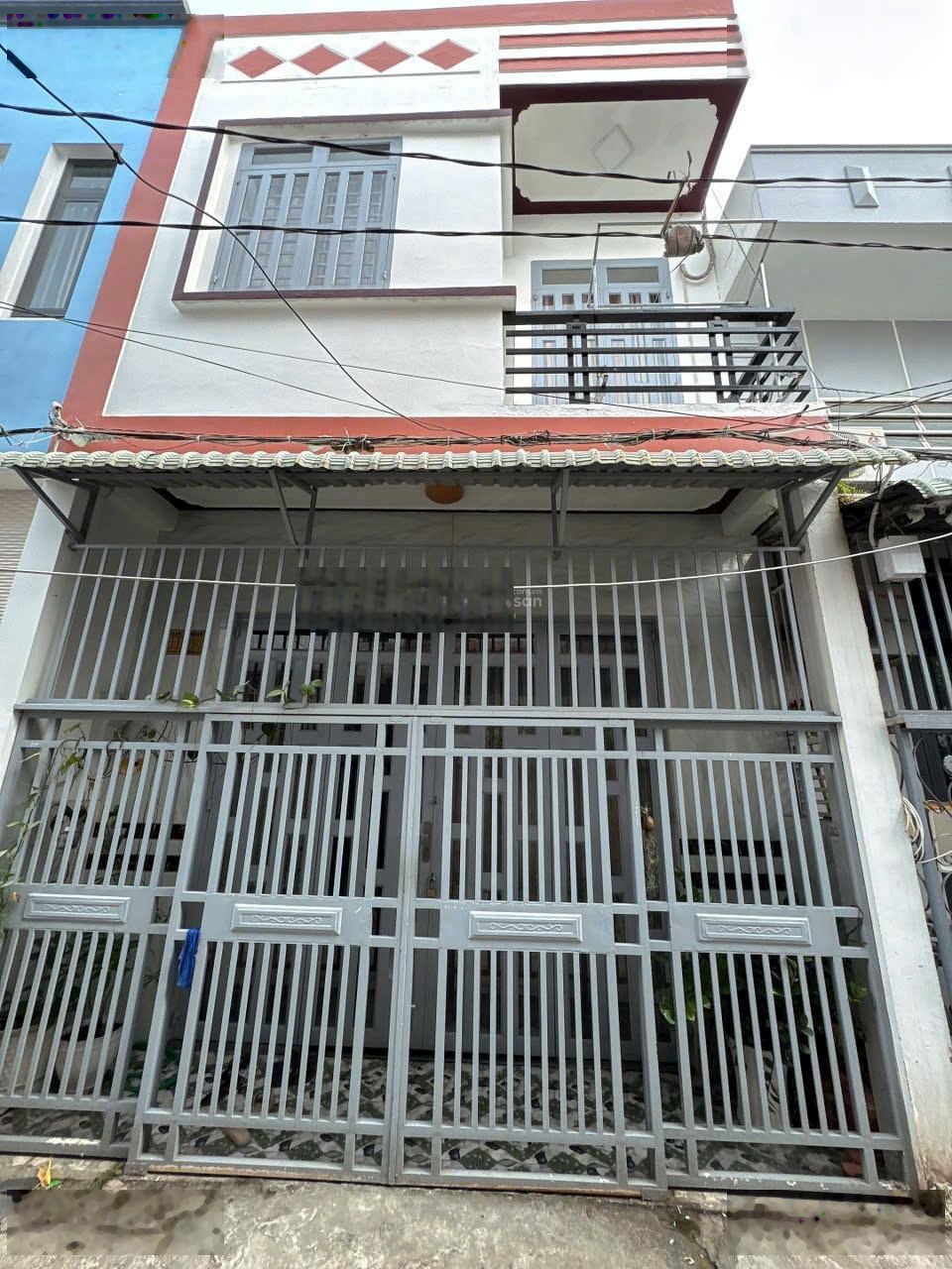 Bán nhanh nhà vip HXH Thống Nhất, P10, Gò Vấp - DT full 44m2, xe hơi vào nhà, chỉ 4.9 tỷ