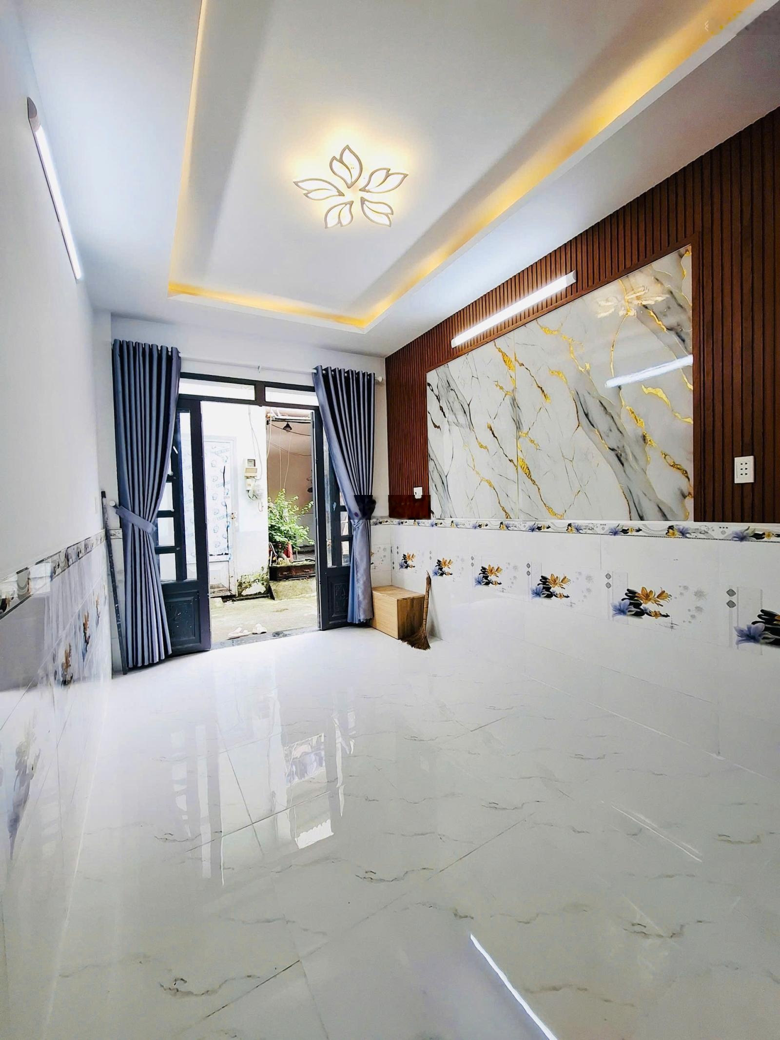 Nhà (DT: 3,3x10m) giá 1tỷ550tr còn bớt ở Hiệp Thành 13 Quận 12 gần Nguyễn Thị Búp. Có 2PN 2WC