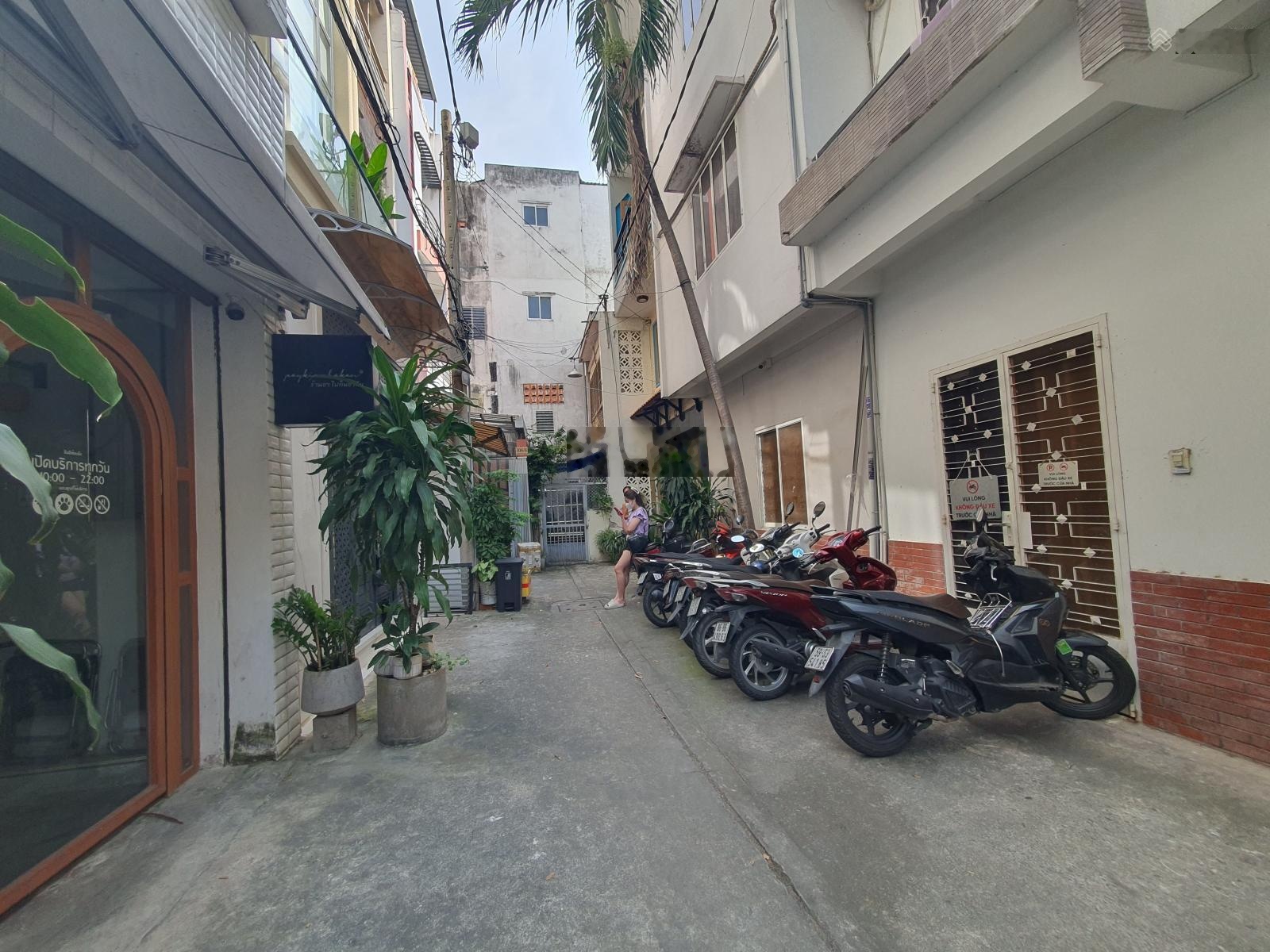 Nhà TPHCM chỉ nhỉnh 6 tỷ, khu Đại học Sư Phạm, Khoa Học Tự Nhiên, ĐH Sài Gòn, muôn vàn tiện ích