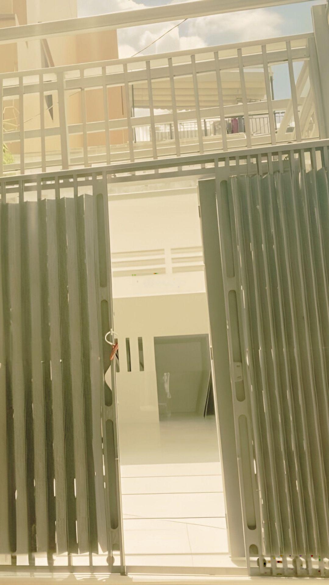 TTQ1, N.V.Cừ, HXH vào nhà, cách MT 20M, Dòng tiền 16tr/tháng