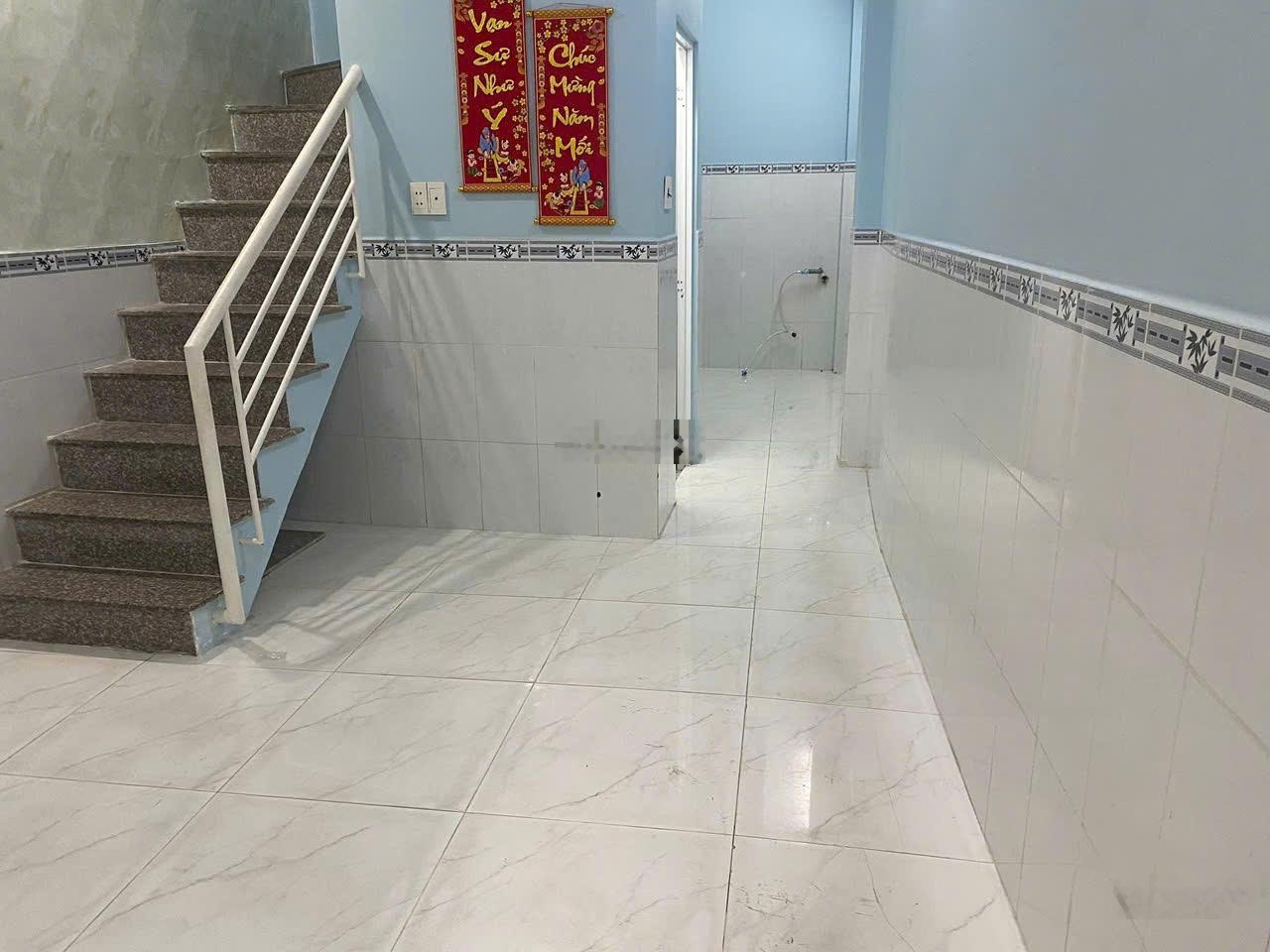 Nhỉnh 1 tỷ nhà quang trung - gò vấp - 2 tầng - 34m2 - 2pn, 2wc, pk, bếp, sân để xe -tiện ích đầy đủ