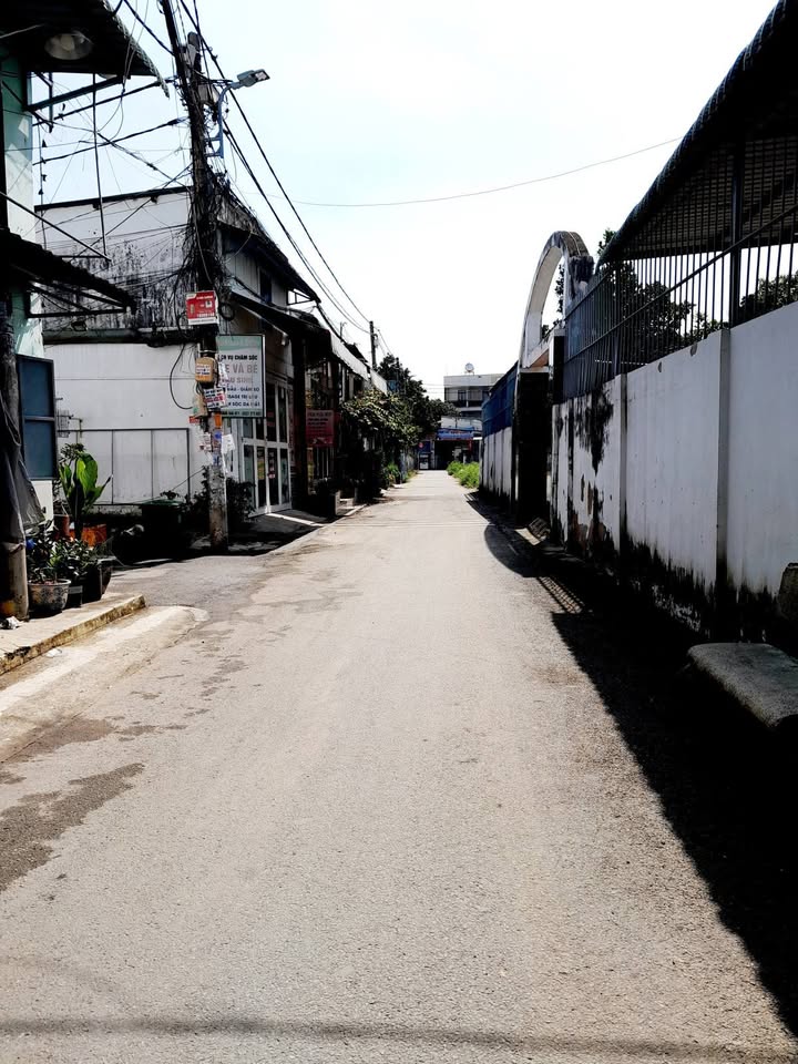 Bán nhà Thủ Đức, vị trí trung tâm, gần chợ Thủ Đức, trạm Metro