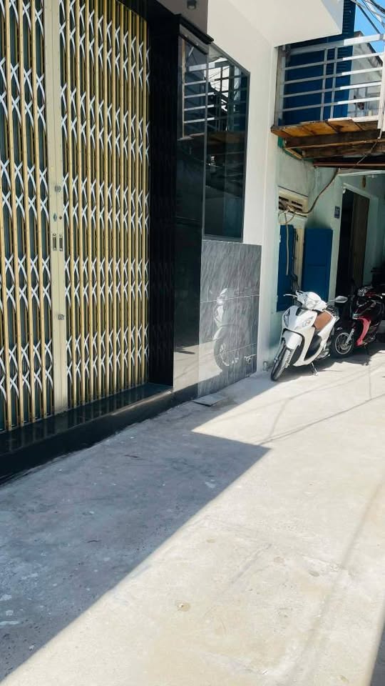 Cần bán nhà 2 tầng mới keng tại hẻm Phan Bội Châu, thành phố Quy Nhơn, giá 2.79 tỷ
