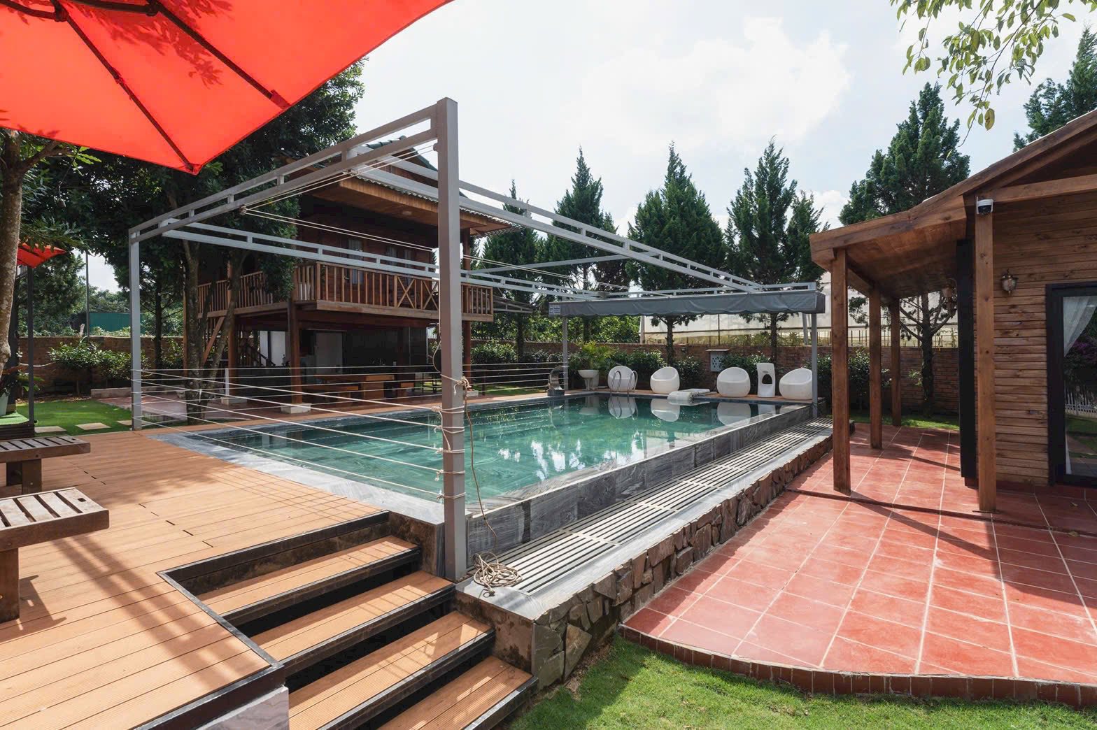 Bán 4 căn nhà nghỉ dưỡng phường Cam Ly, Đà Lạt, giá 13.5 tỷ