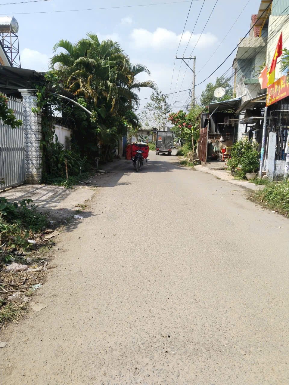 Chính chủ gửi bán lô đất bề mặt tiền nhựa ấp 3, xã Long Thọ cũ, khu vực đông dân cư, giá 2.3 tỷ