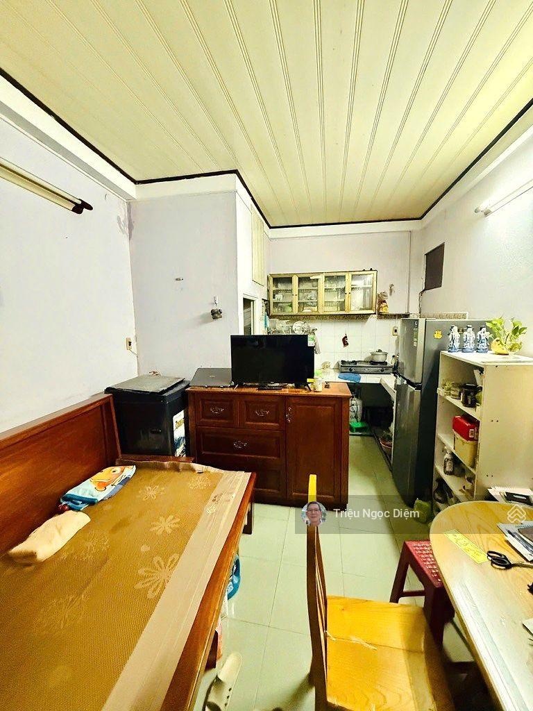 Khu vip quận 1 Nguyễn Thị Minh Khai 3 tầng ở ngay giá chỉ 8 tỷ