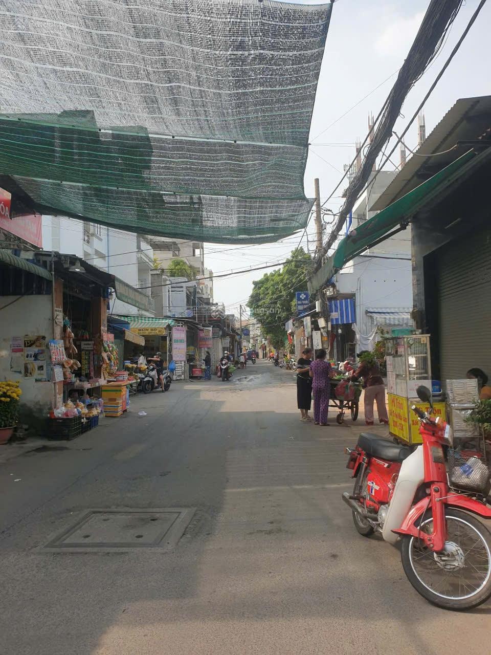 Nhà Chợ Thạch Đà, Phạm Văn Chiêu , 4,5 x 6m , Giá 3,95 tỷ