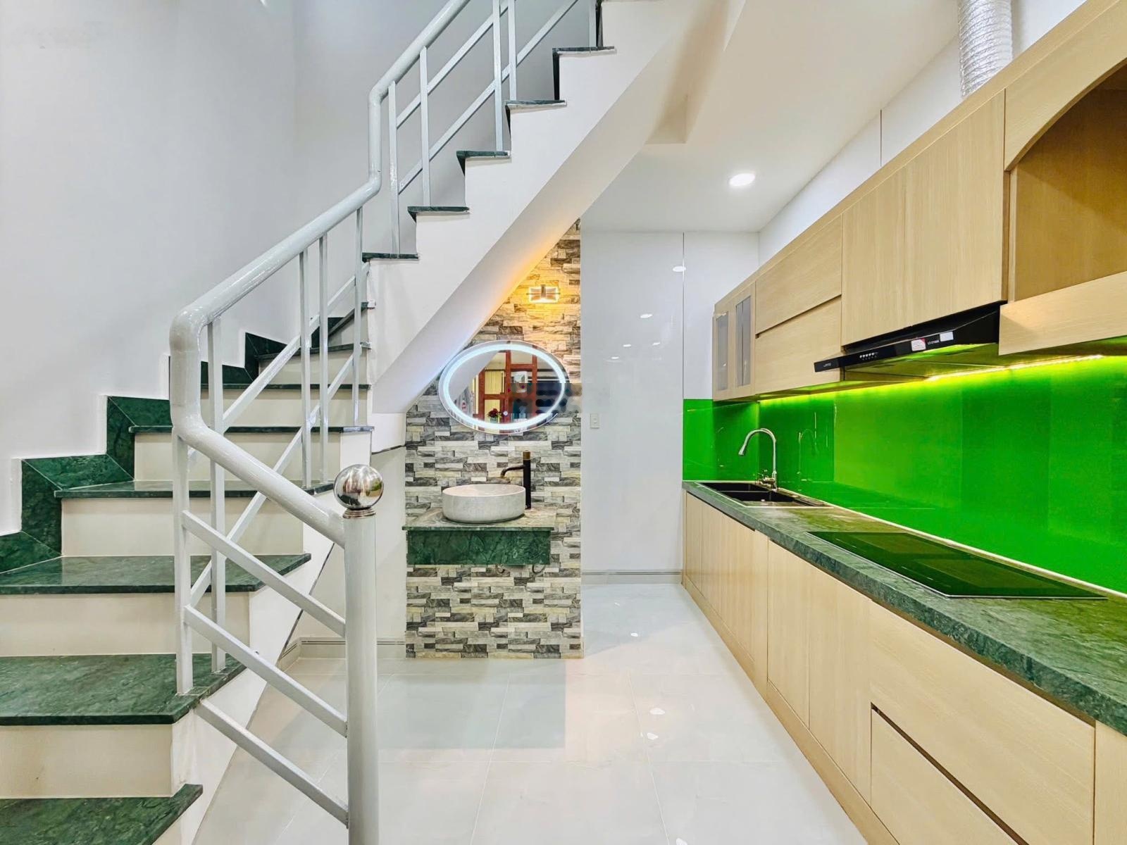 Bán Nhà Đẹp Quang Trung 15m ra Hẻm xe hơi NHỈNH 3tỷ500 còn thương lượng