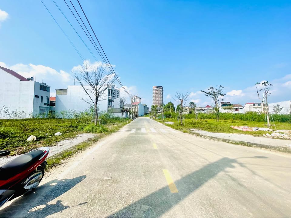 Bán đất khu quy hoạch Thủy Dương, view công viên, bãi đỗ xe cực thoáng