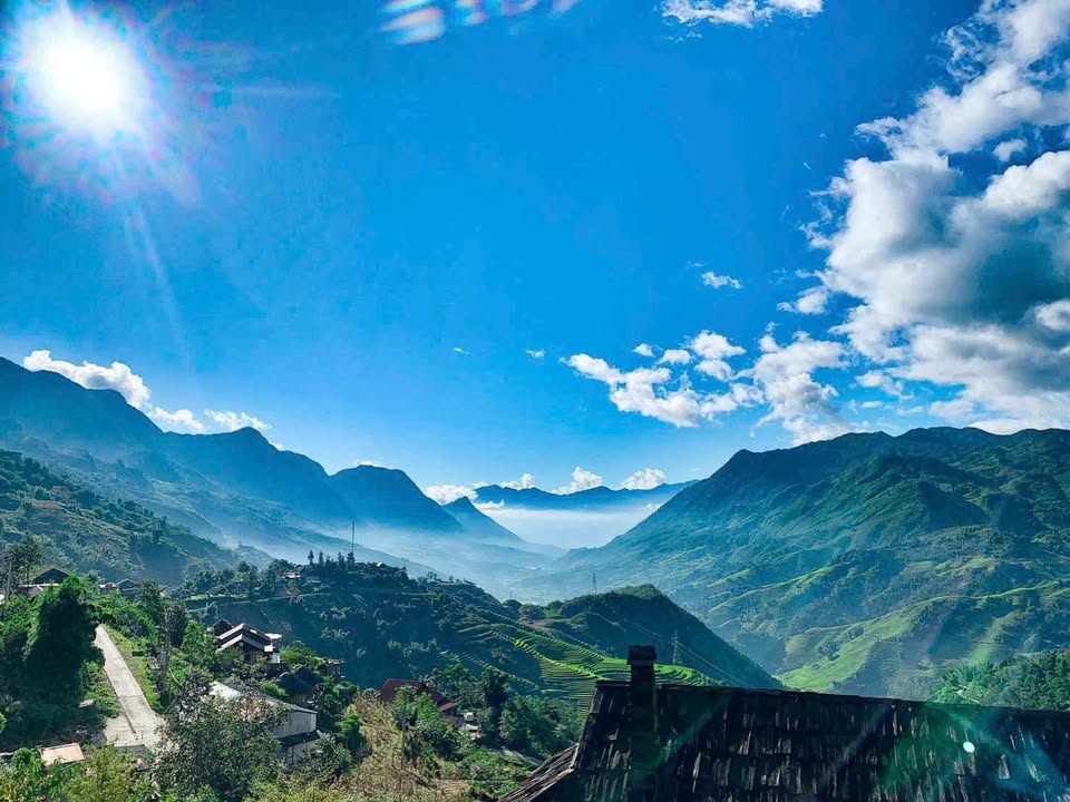 Bán đất 800m², 2 mặt tiền, view núi tuyệt đẹp tại ầu Mây, Sa Pa