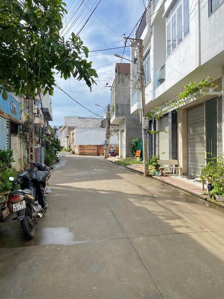 Ngôi nhà ấm áp tại trung tâm Buôn Ma Thuột, sẵn sàng chào đón bạn