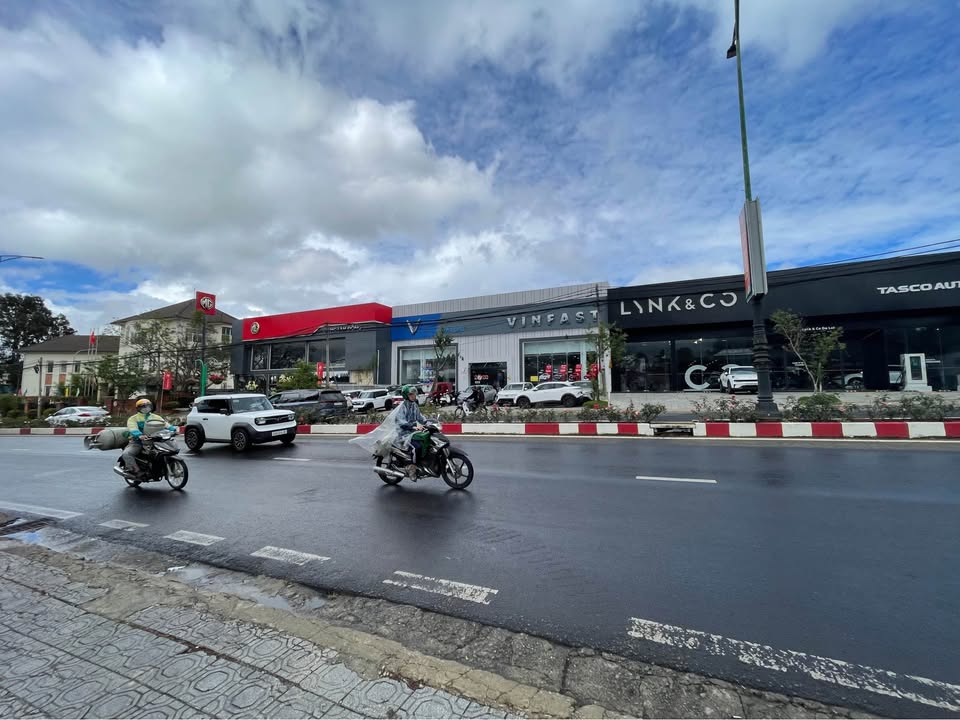 Bán đất đường 3 tháng 4, phường Xuân Hương, thành phố Đà Lạt, hẻm ô tô 4m