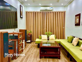 Bán nhà Ba Đình, đi bộ thăm Lăng Bác, mặt ngõ rộng, thông, ô tô đỗ cửa, vài bước ra phố Ngọc Hà, giá 18 tỷ