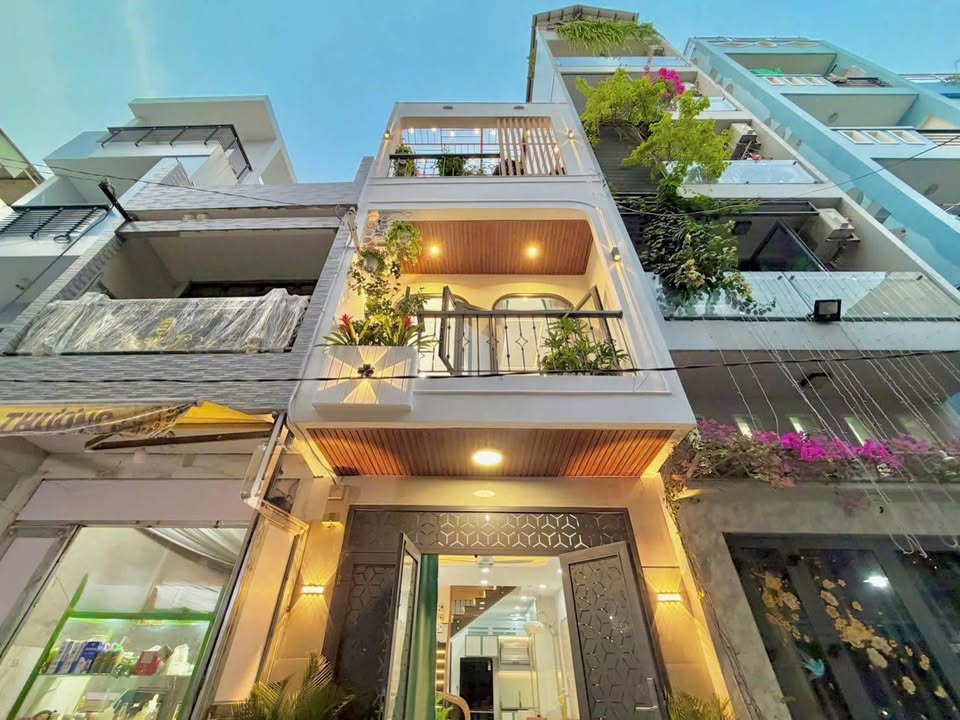 Bán nhà mới hẻm xe hơi Lê Văn Sỹ, Quận 3, 40m² công nhận, 4 tầng, full nội thất, 4 phòng ngủ, giá 11.45 tỷ