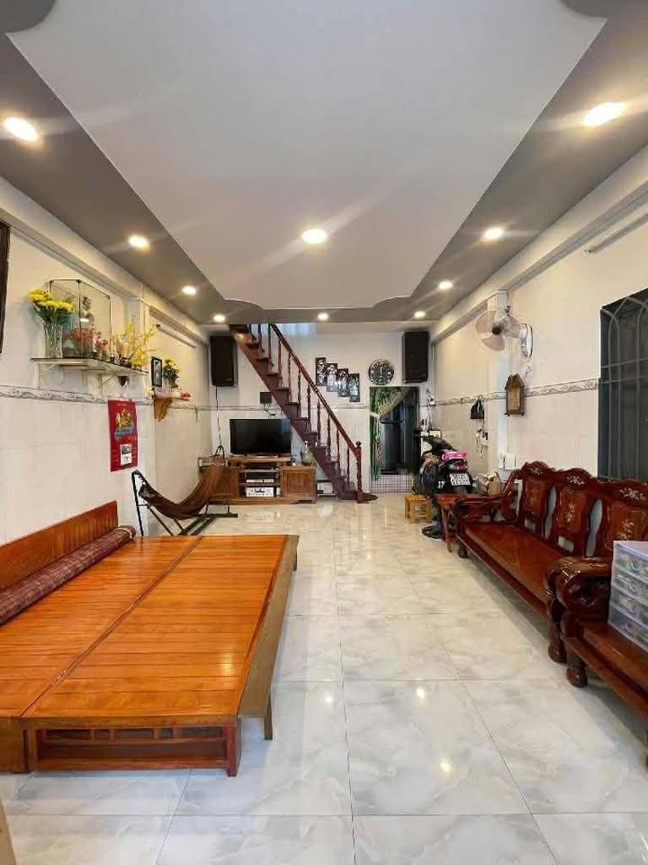 Bán nhà riêng quận Tân Phú, thành phố Hồ Chí Minh giá 3,85 tỷ