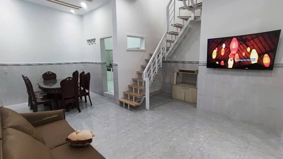 Bán nhà trung tâm Nha Trang, giá chỉ 3.25 tỷ