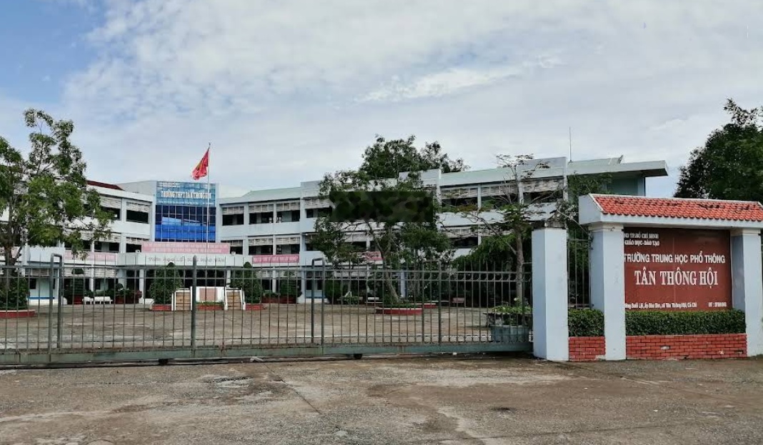 Đất mặt tiện kinh doanh giá 850tr 83m2 Nguyễn Thị Lắng, Phước Vĩnh An