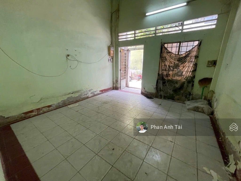 Bán Nhà tại Lê Đức Thọ, 4,5 tỷ, 50m2, 2PN, 1WC, giá tốt hơn 4 Tỷ