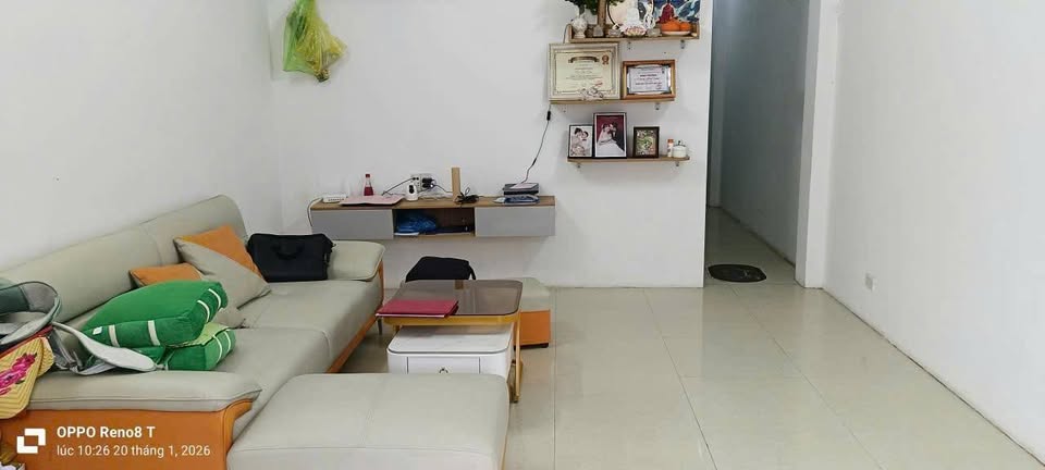 Bán căn nhà 75m2, mặt tiền 4m ngay chợ và công viên Nam Thành, Đông Vệ, giá 2.2 tỷ