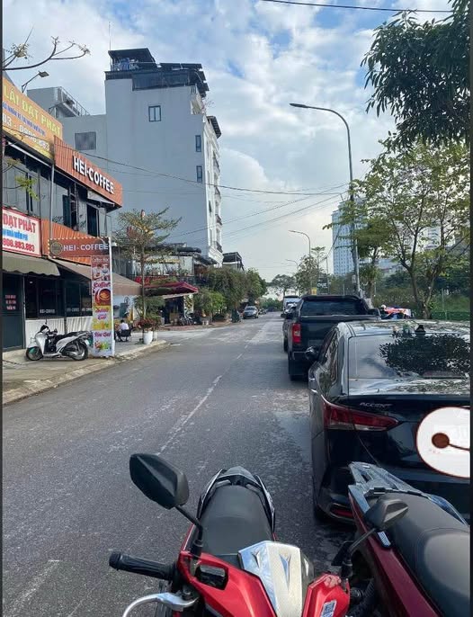 Bán đất đấu giá Tứ Hiệp, diện tích 84m2, mặt tiền 6m, vỉa hè, trục chính kinh doanh