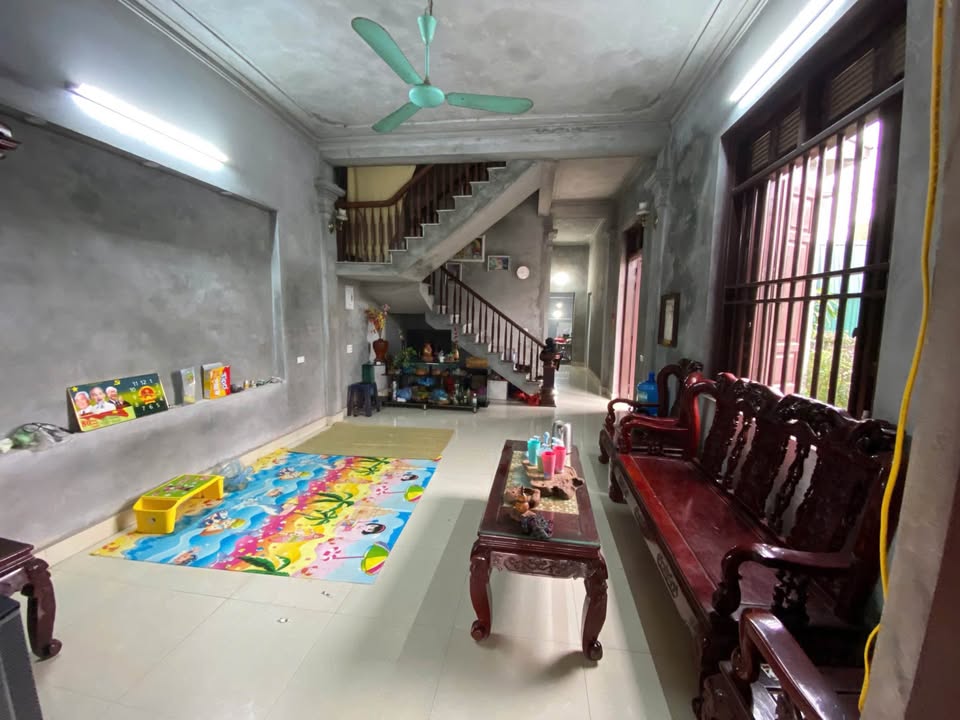 Chính chủ gửi bán căn nhà tại tổ dân phố Mão Chinh, phường Thượng Hồng, Hưng Yên