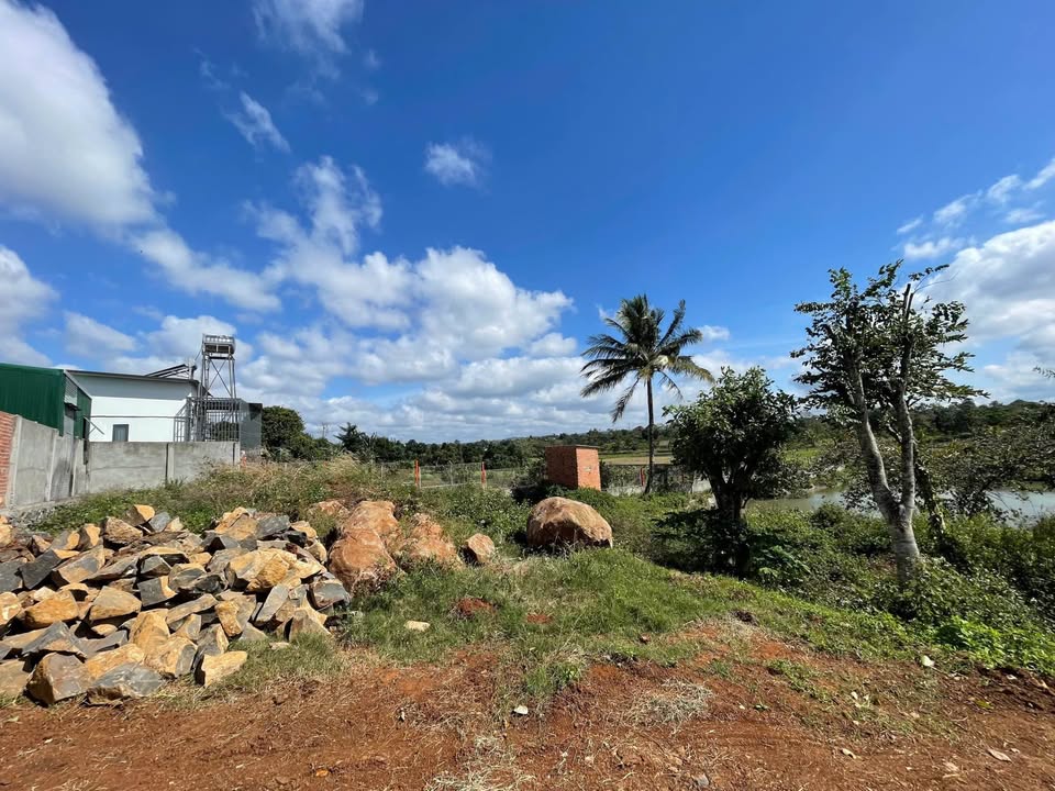 Bán mảnh đất ngay phường Ea Kao, khu dân cư hiện hữu, an ninh, giá 5.6 tỷ