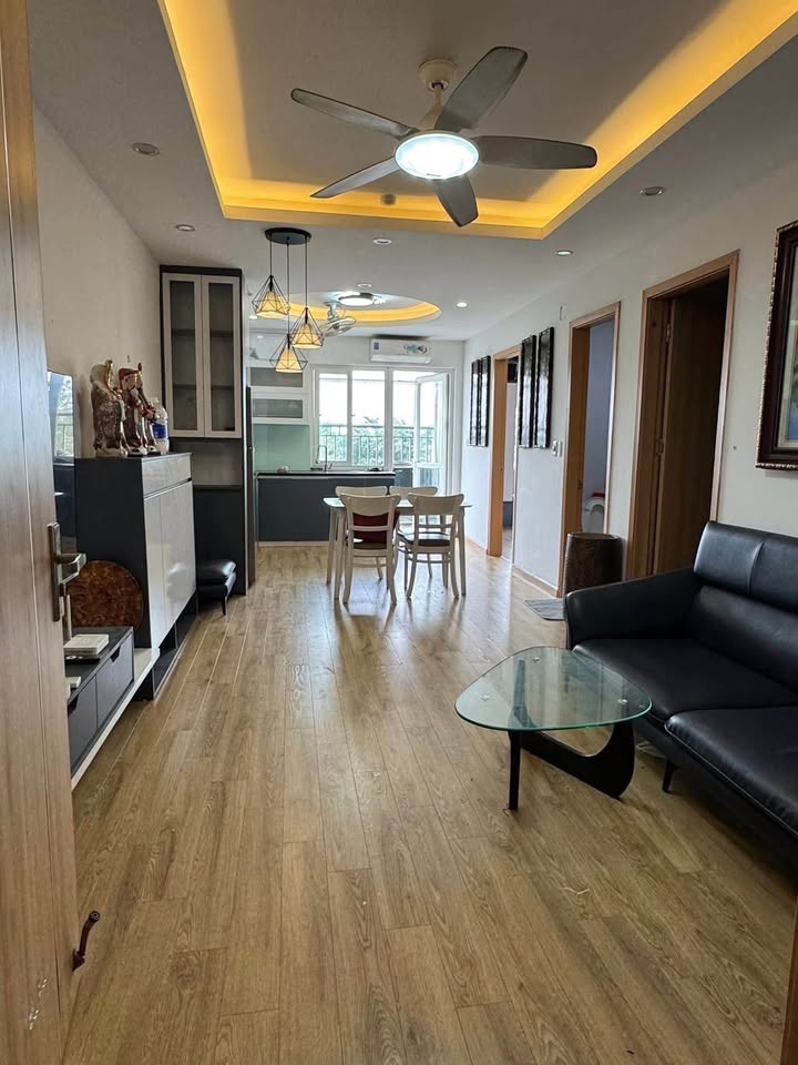 Bán gấp căn hộ 2 phòng ngủ full nội thất, khu đô thị Thanh Hà, giá tốt