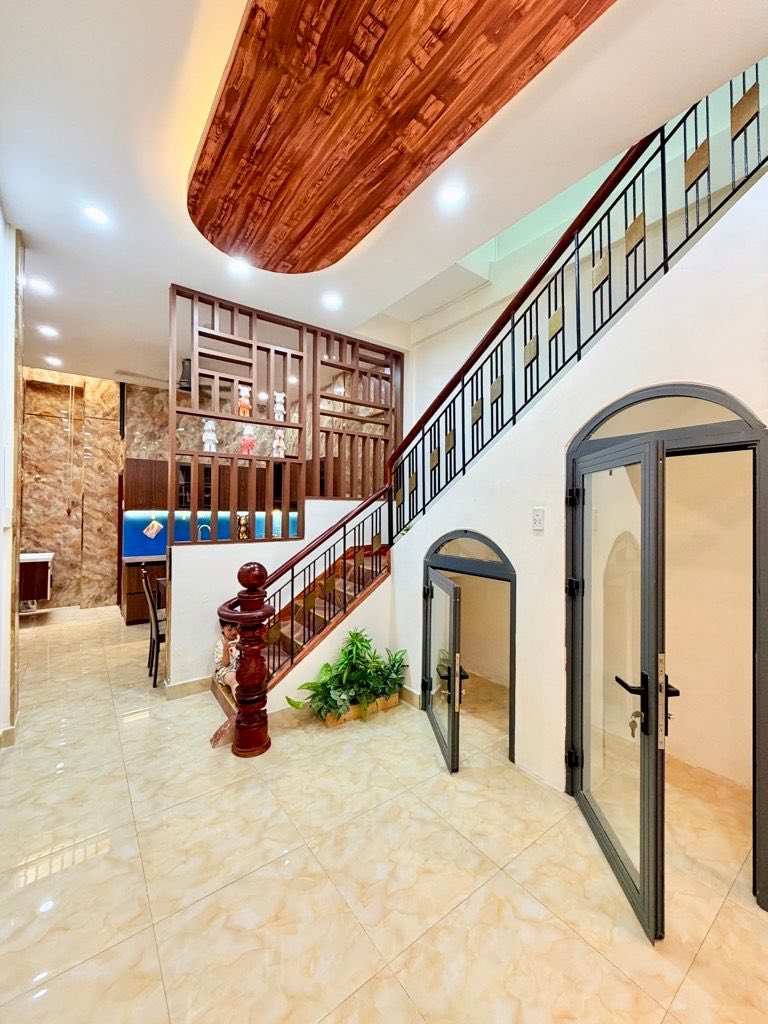 Bán nhà khu Phan Xích Long, Phường 7, Phú Nhuận, 49m2, giá hơn 6 tỷ