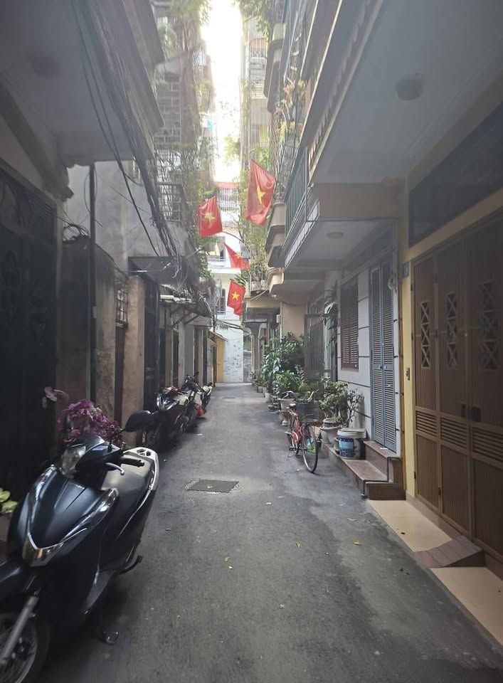 Bán nhà riêng quận Cầu Giấy, thành phố Hà Nội giá 8 tỷ