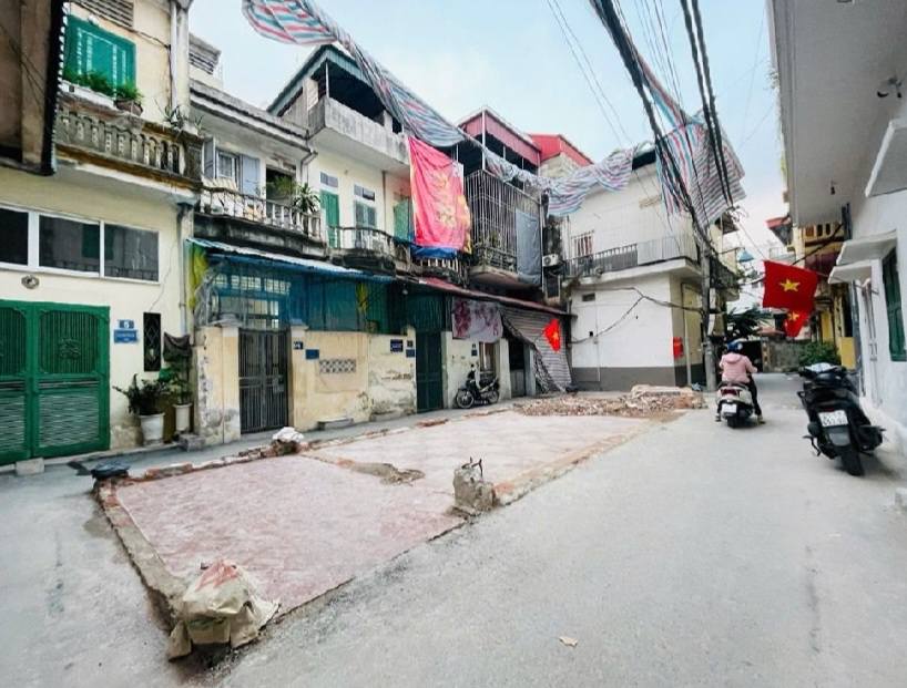 Bán đất lô góc 4 thoáng, ô tô vào đất tại Phú La, Hà Đông