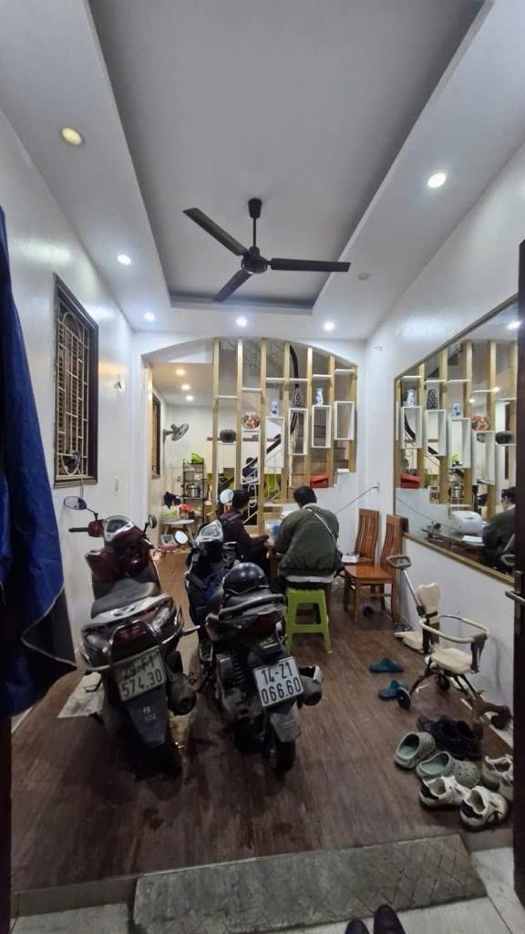 Bán nhà đẹp Đống Đa, phố Nguyễn Lương Bằng, 32m2, giá 7,2 tỷ