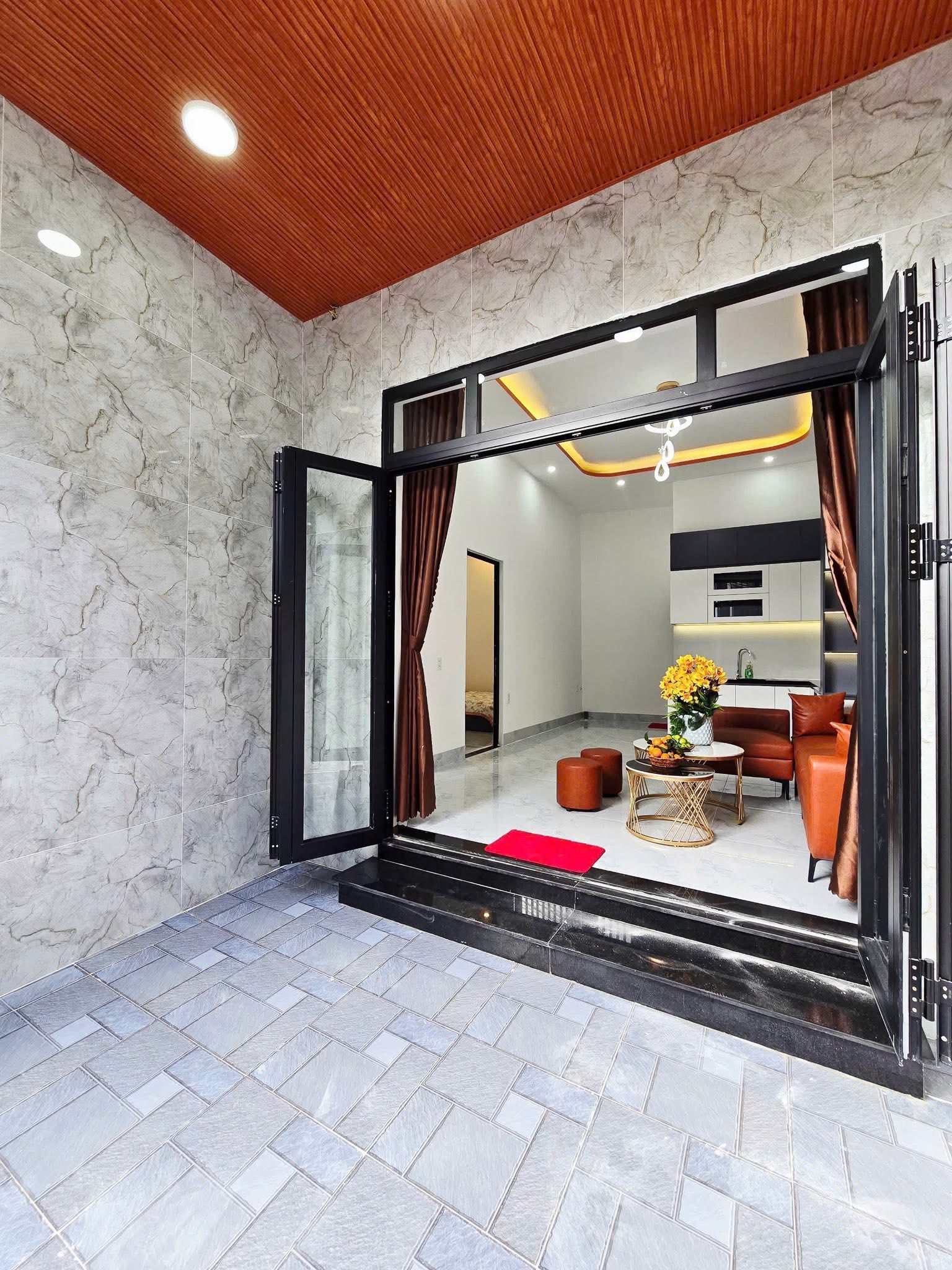 Bán nhà đẹp kiệt ô tô Hòa Thọ Đông, 2 phòng ngủ, full nội thất, vào ở ngay