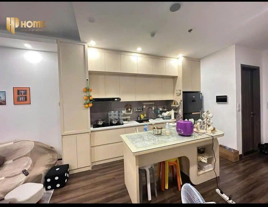 Cho thuê căn hộ chung cư Hoàng Huy Commerce, 2 phòng ngủ, full đồ, giá 10 triệu/tháng