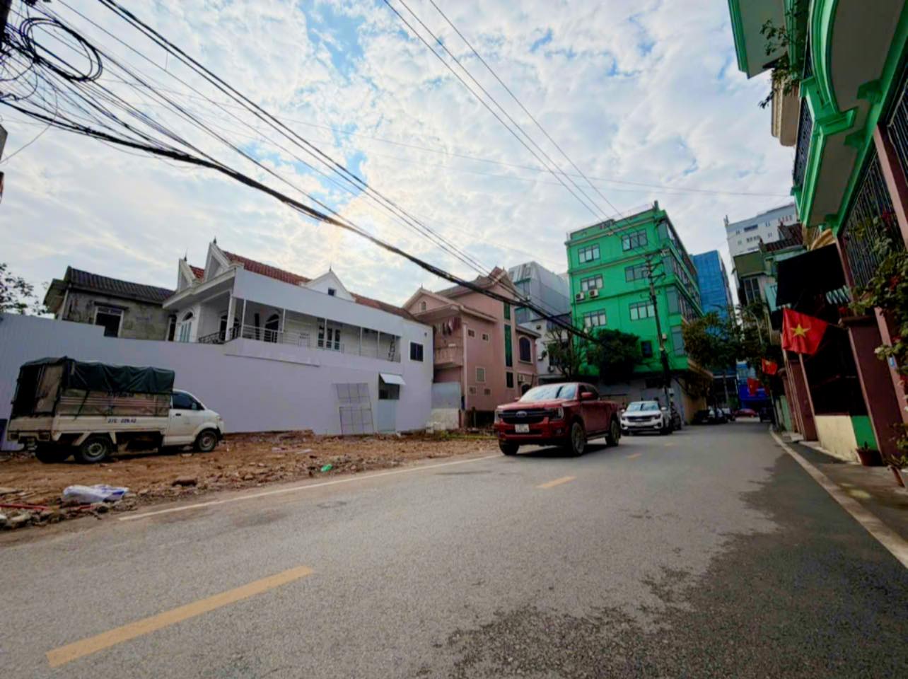 Bán đất kinh doanh mặt đường Phan Cảnh Quang, phường Hà Huy Tập, thành phố Vinh cũ