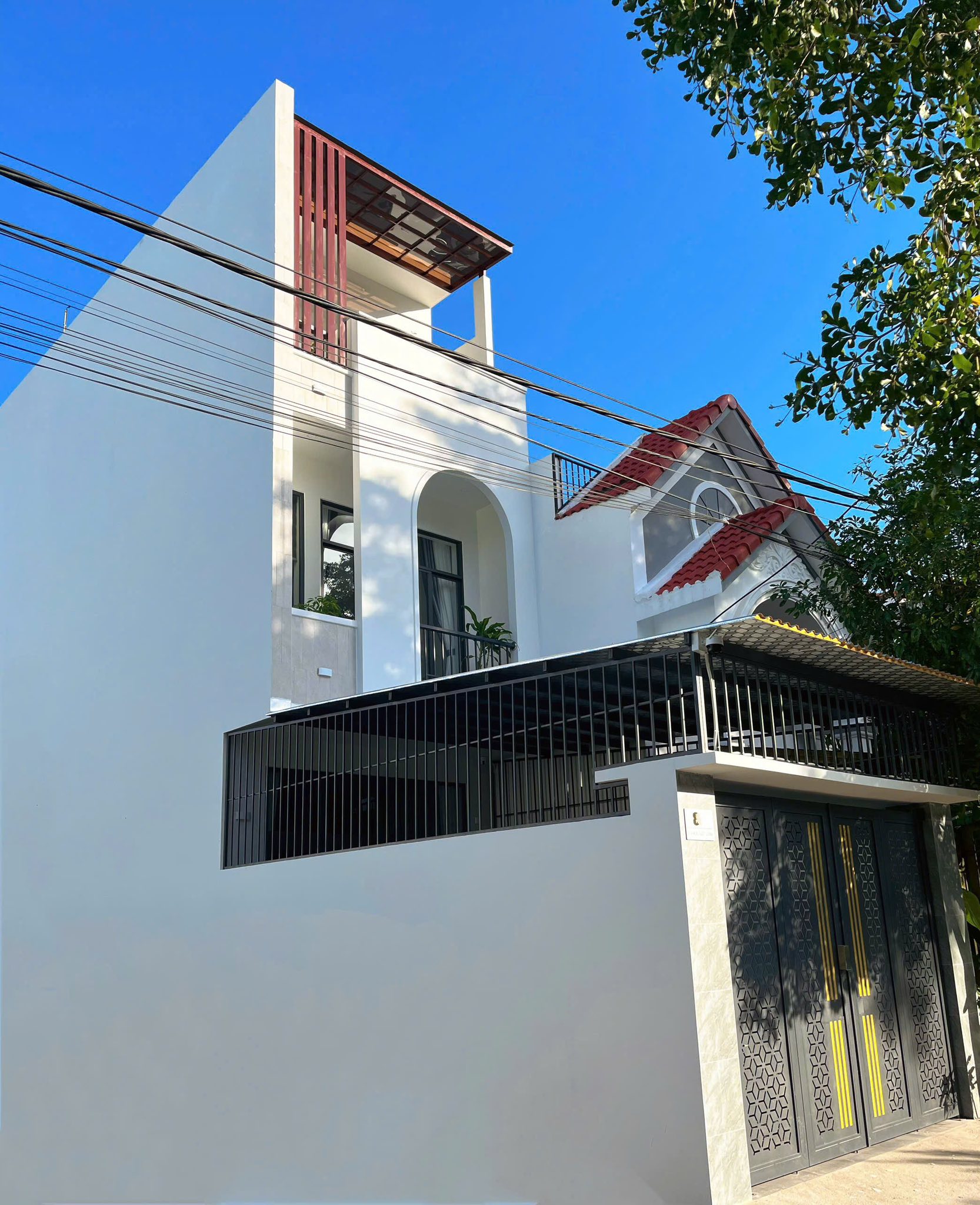 Bán căn nhà đẹp nhất tái định cư Đất Lành, Nha Trang, giá 4.8 tỷ