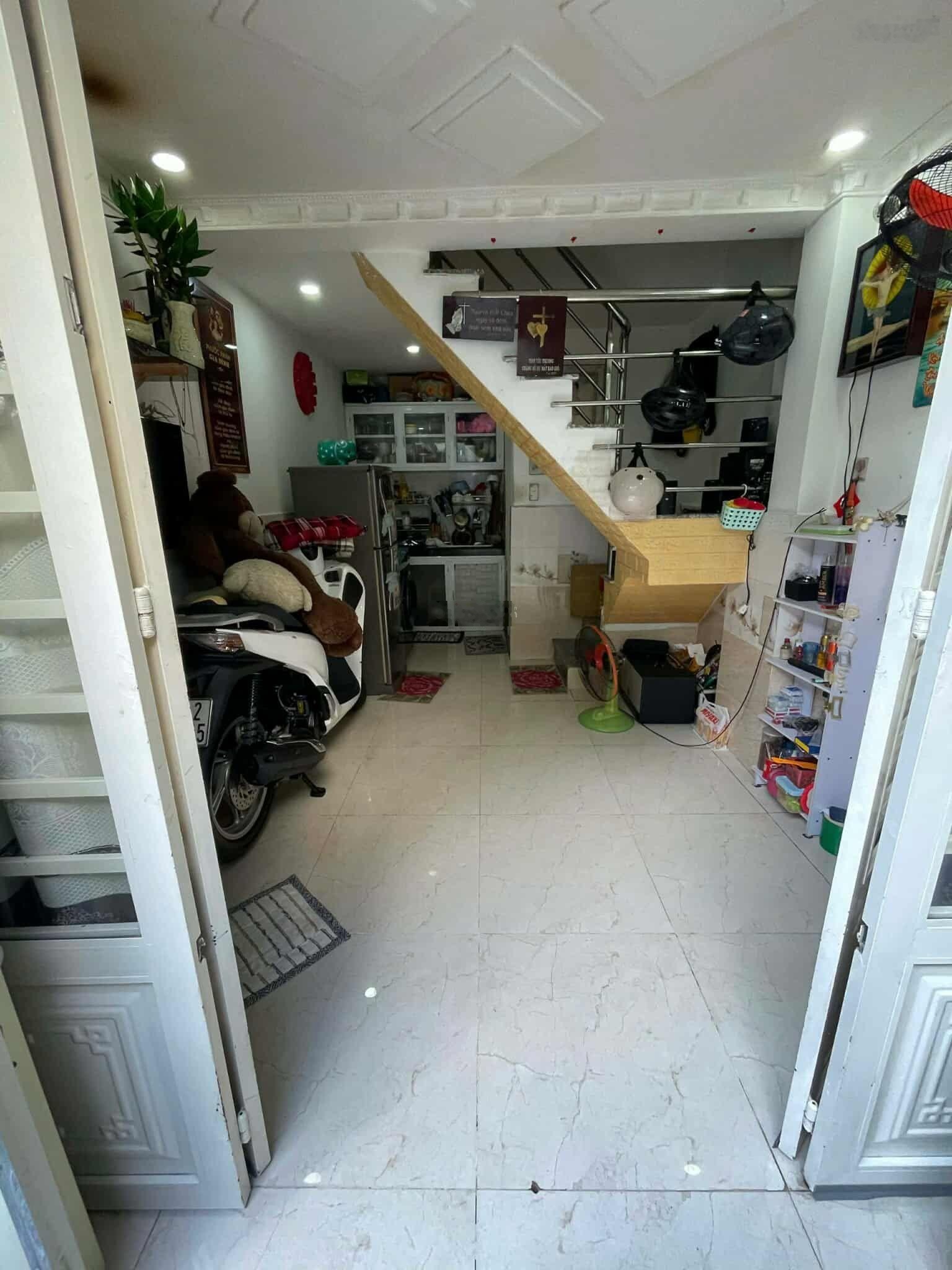 Nhà nhỏ hẻm nhỏ vi bằng ngay trung tâm phước kiển nhà bè